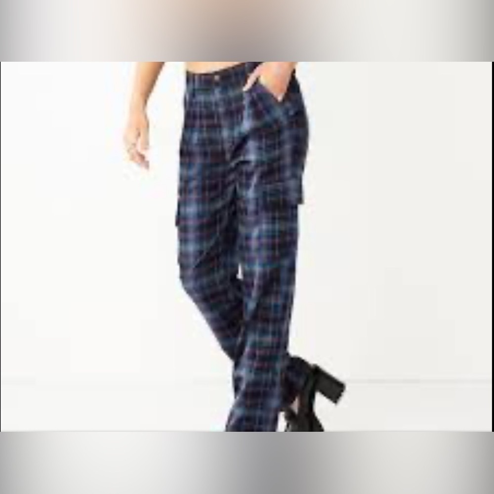 Juniors' SO Plaid Cargo Pants High Rise Straight Leg Size 13